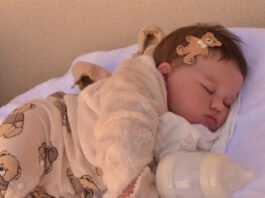 Jovem leva bebê reborn para UPA e pede atendimento pediátrico em VG