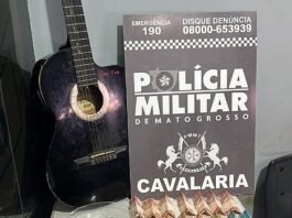 Cavalaria da PM prende dois suspeitos e apreende quatro menores por tráfico de drogas