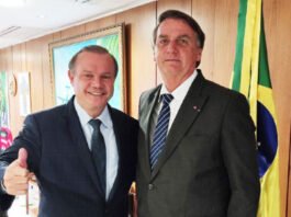 Servidor diz que WF faz ‘discurso panfletário’ em defesa de golpistas