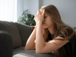 Saúde mental de adolescentes preocupa: 41% das meninas relatam tristeza frequente