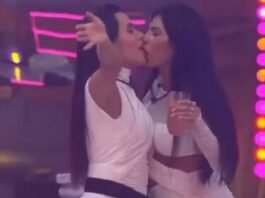 Jordana e Marciele dão beijão em festa; veja o vídeo