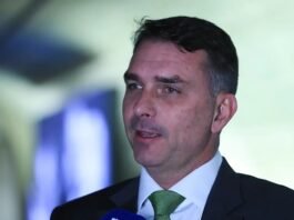 Flávio admite ter pedido dinheiro a Vorcaro e quer CPI do Master: “Vamos separar os bandidos dos inocentes”