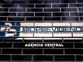 Operação contra Castro mira aportes de R$ 3,6 bi em fundos do Master