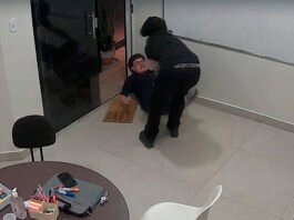 Adolescente de 14 anos ataca professor em escola de reforço localizada em Manaus