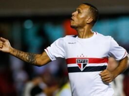 Ídolo do São Paulo, Luis Fabiano se declara assexual em candidatura