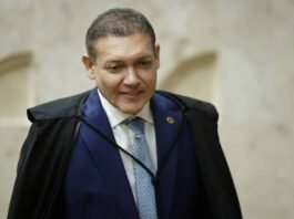 ‘Desacreditar o sistema de votação é desconvidar o eleitor a comparecer às urnas’, diz presidente do TSE